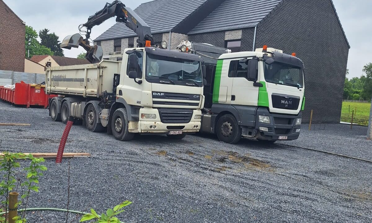 Chape de Qualité pour Six Maisons à Mons