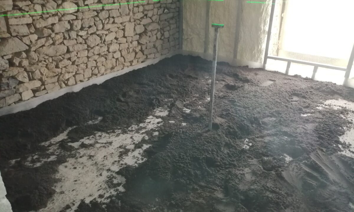 Une rénovation avec structure portante et toiture d&rsquo;origine conservées à Couvin