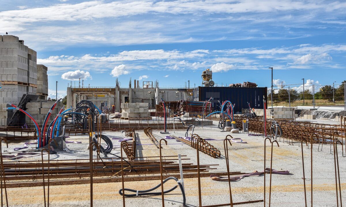 De la Sélection du Terrain à la Construction : Votre Guide pour Réaliser Votre Projet Immobilier