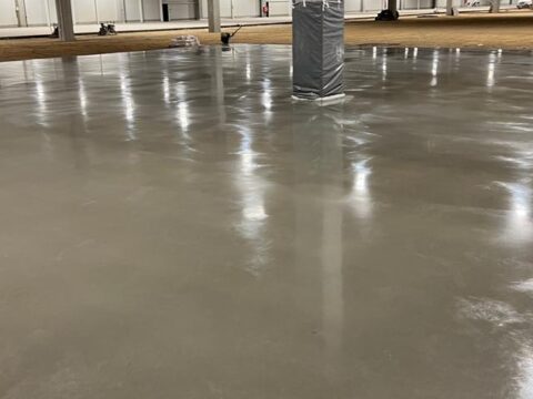 Revêtement de Sol Exposé : Quelle Solution Choisir pour Votre Espace ?