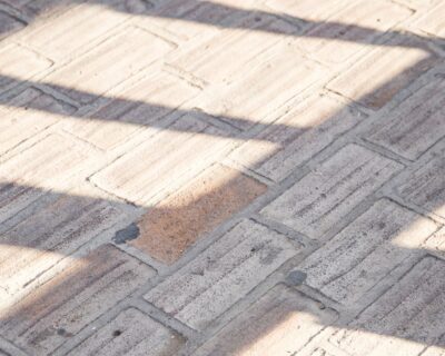 Carrelage Extérieur : Résistance et Esthétique pour Vos Espaces Extérieurs