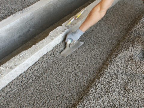 C’est quoi une chape allégée ? Explications, usages et avantages